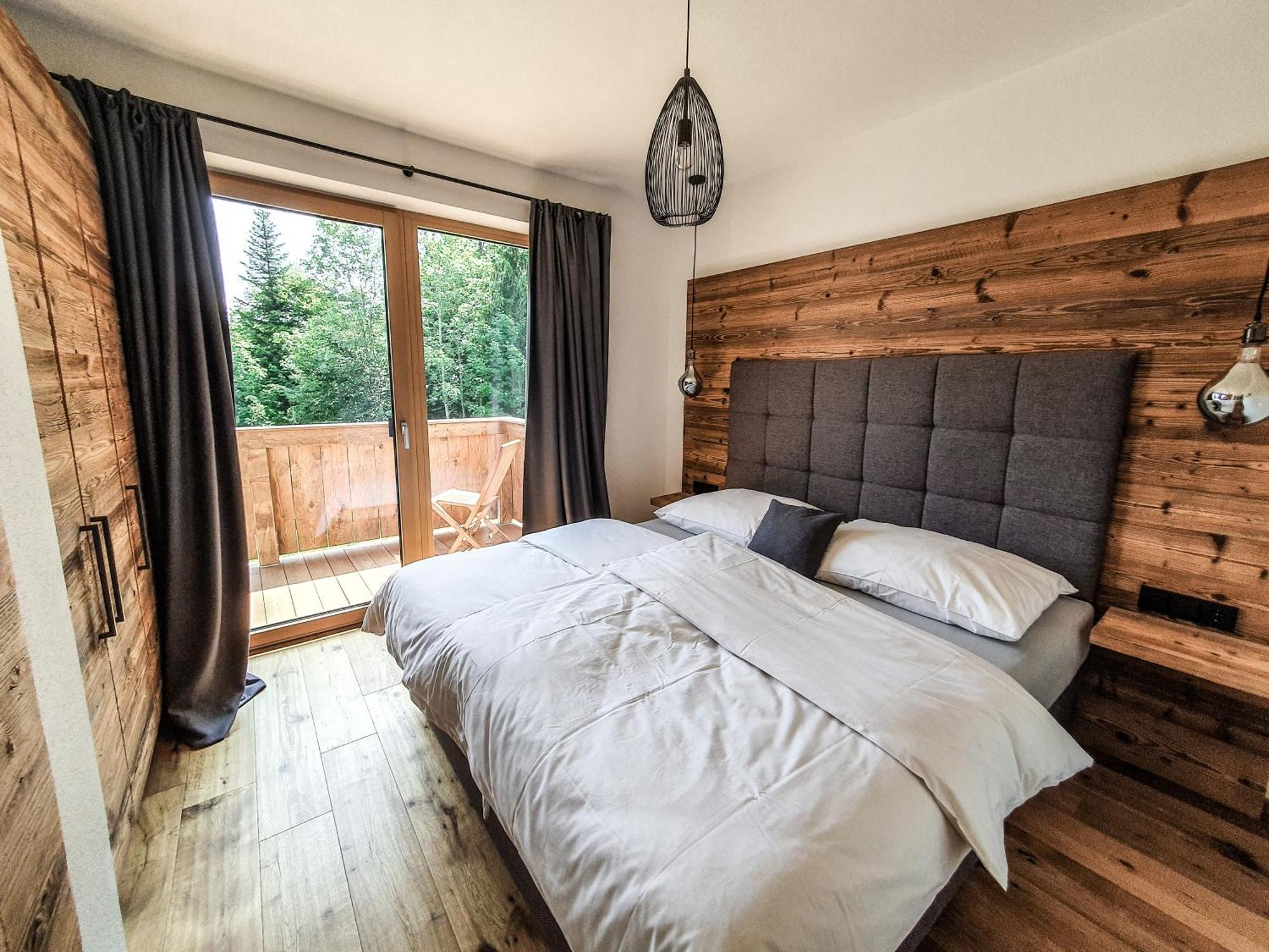 Zeitfrei Chalet Apartments Fieberbrunn Phòng bức ảnh